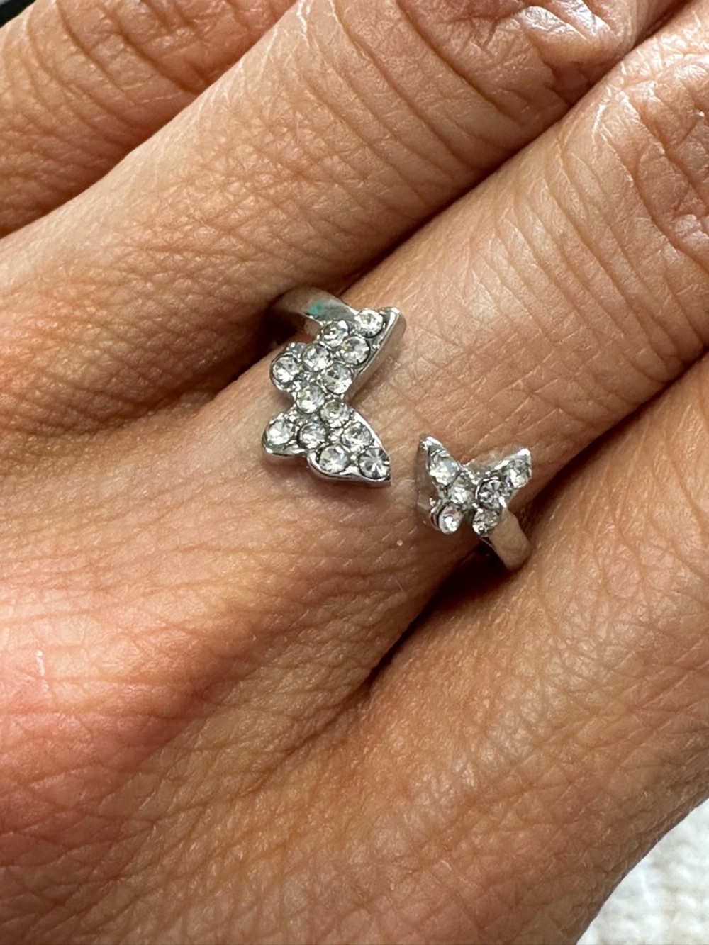 Silver butterfly toe  ring